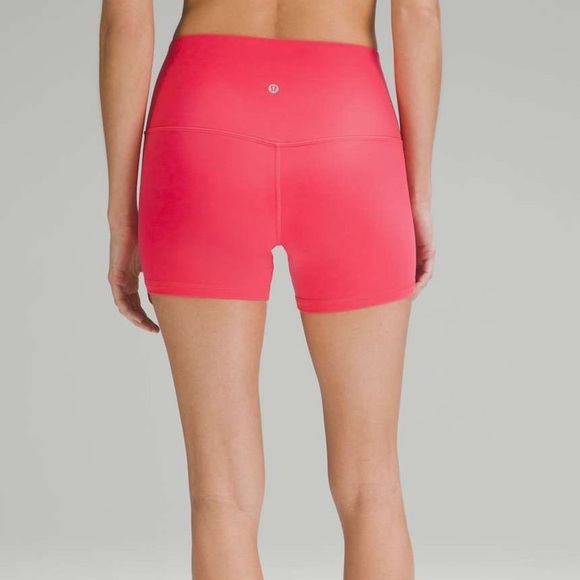 Lululemon Align High-Rise Short 4" - Picture 3 of 9